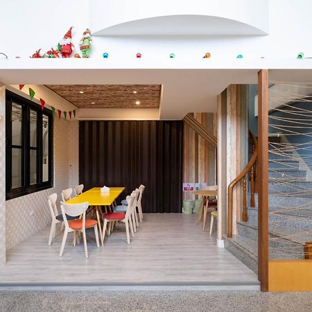Wow Haha Foodie House Tainan Bagian luar foto