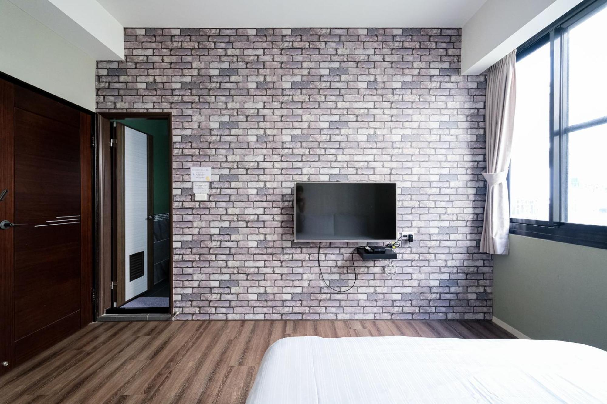 Wow Haha Foodie House Tainan Bagian luar foto